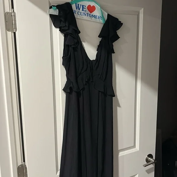 Camila Ruffle Maxi Dress - Picture 3 of 4